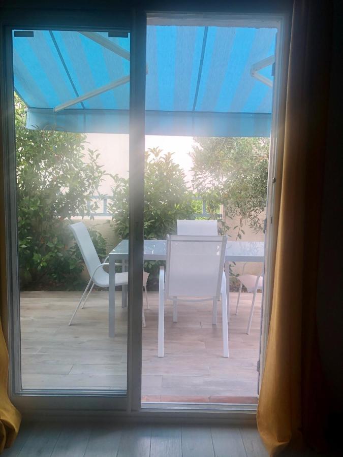 Appartement De Standing Avec Terrasse Saintes-Maries-de-La-Mer Exterior foto